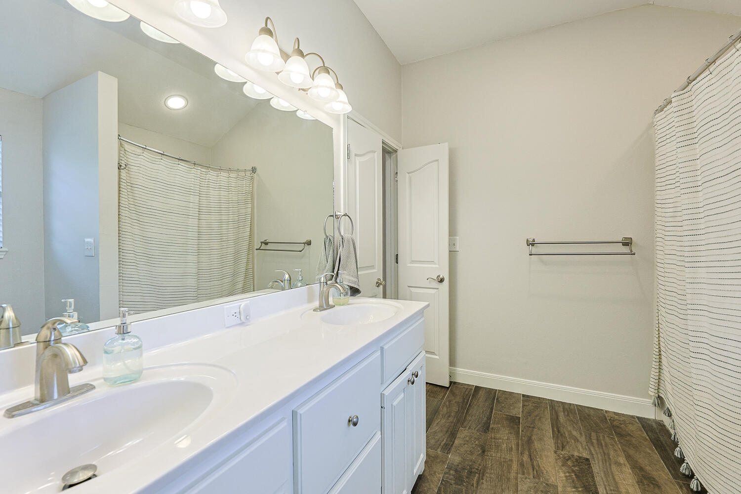 6020 101st Street Lubbock, TX 79424 - Photo 45 of 55 6020 101st-54