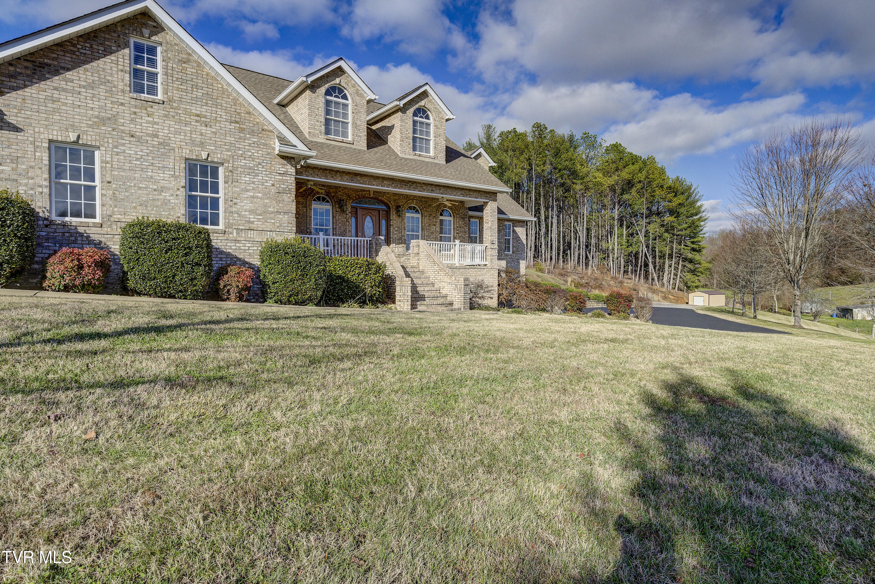 2272 Bullock Hollow Road Bristol, TN 37620 - Photo 73 of 91 Front Yard