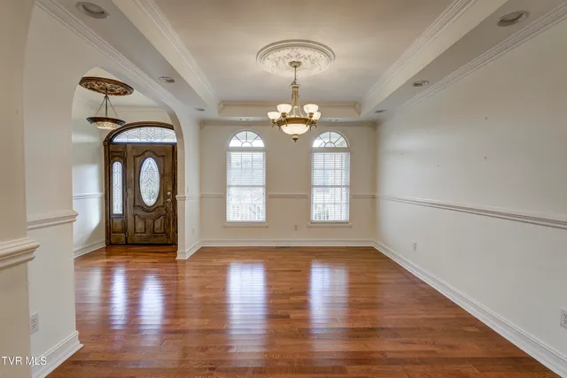 $799,999 | 2272 Bullock Hollow Road, Bristol, TN 37620