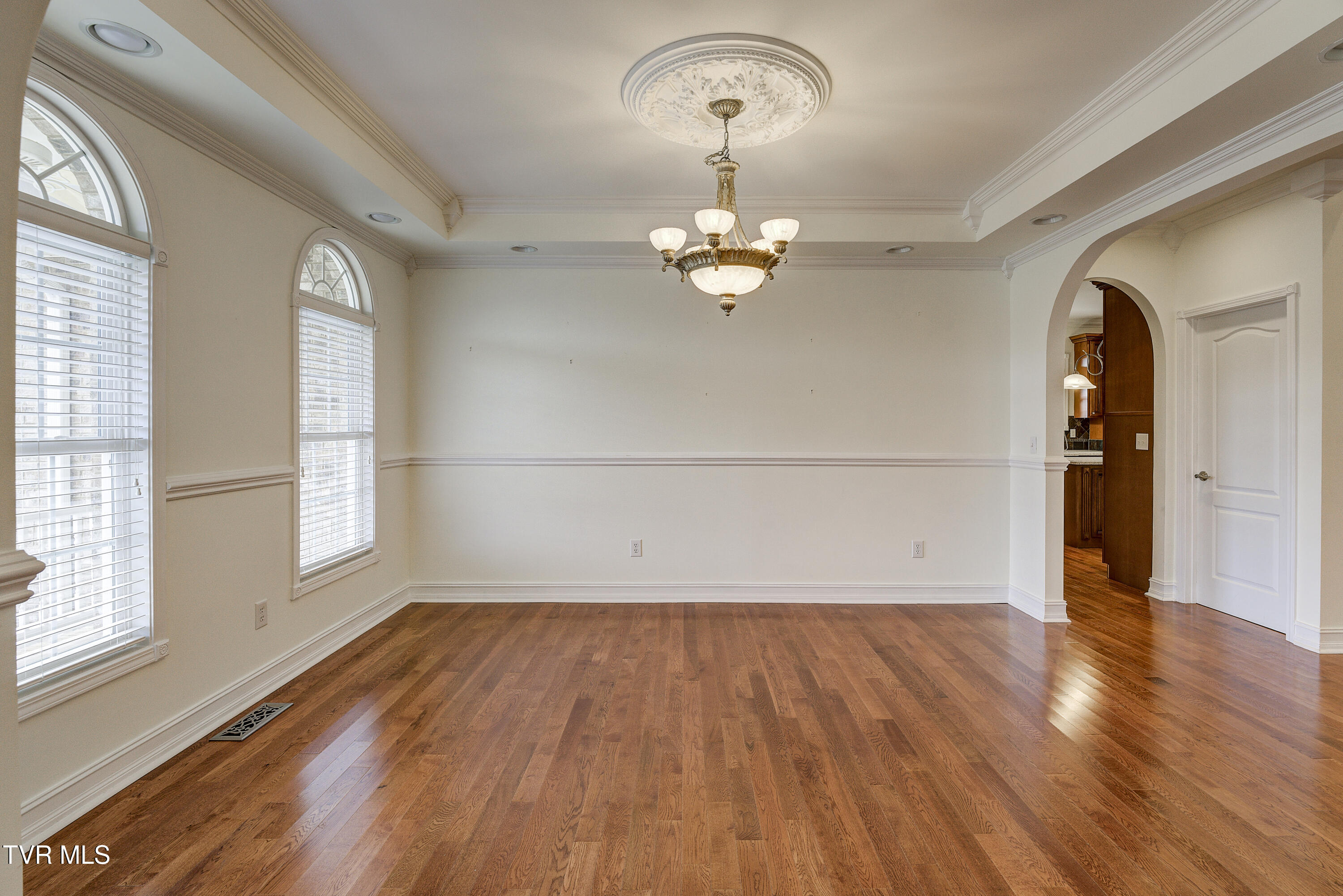 2272 Bullock Hollow Road Bristol, TN 37620 - Photo 9 of 91 Dining Room