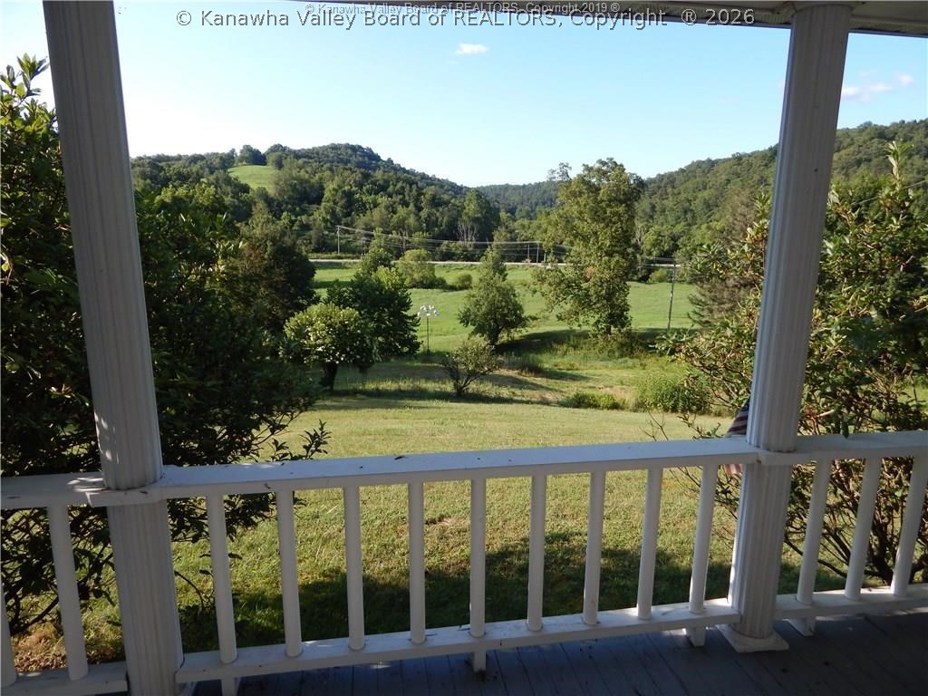 9002 Spencer Road Le Roy, WV 25252 - Photo 11 of 29 Gallery Image 11