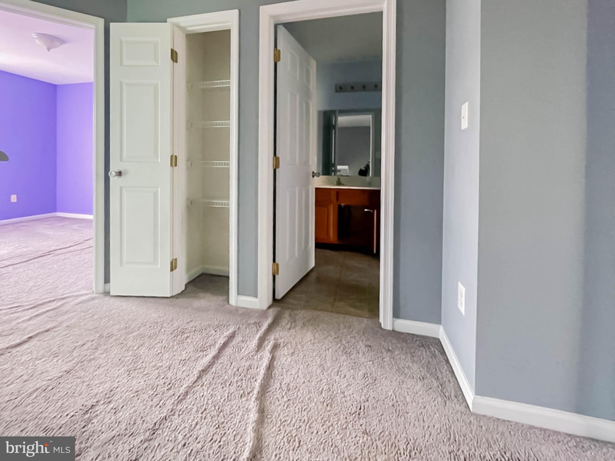 7 Tailor Lane Sicklerville, NJ 08081 - Photo 18 of 28 an empty room with a bathroom and a sink