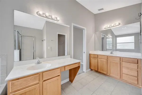 $405,000 | 6337 Bridgecrest Drive, Lithia, FL 33547