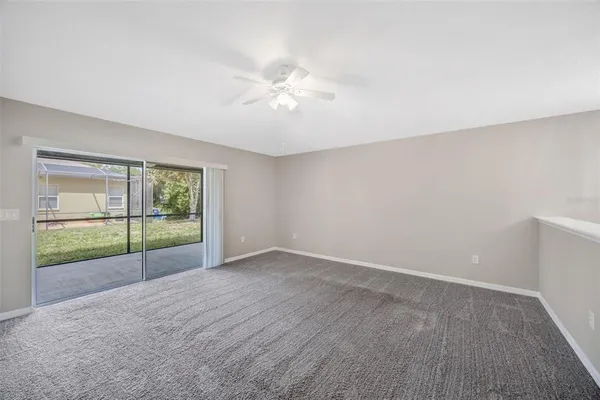 $405,000 | 6337 Bridgecrest Drive, Lithia, FL 33547