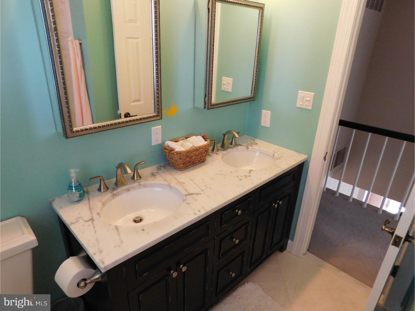 37 Exeter Road Hightstown, NJ 08520 - Photo 19 of 21 Bathroom