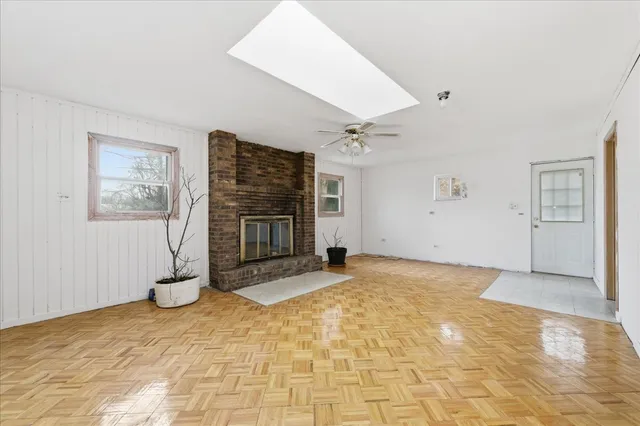 $449,900 | 6N879 Dunham Road, Wayne, IL 60184