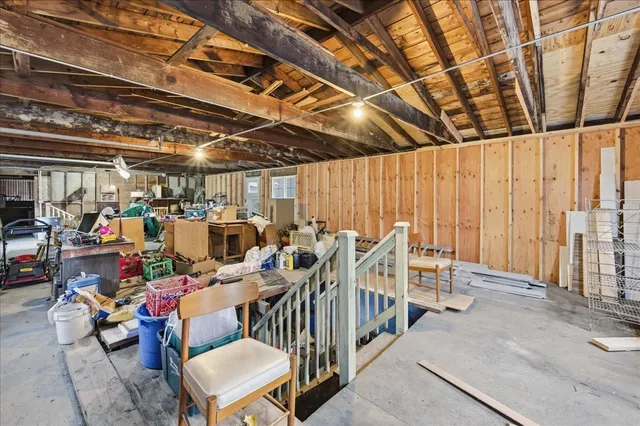 $449,900 | 6N879 Dunham Road, Wayne, IL 60184