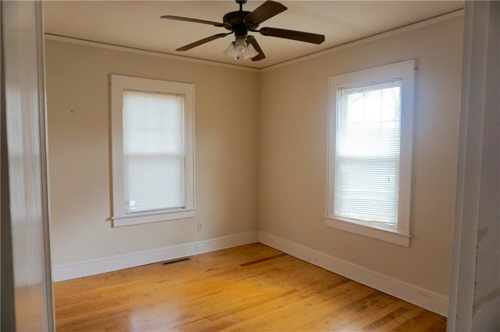 213 3rd Street Southeast Conover, NC 28613 - Photo 17 of 32 Gallery Image 17