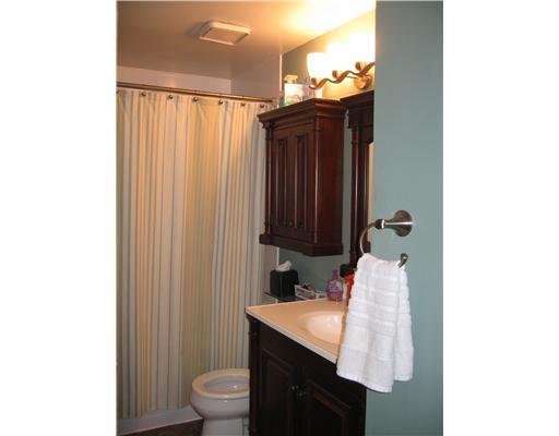 5039 Bocktown Road Aliquippa, PA 15001 - Photo 9 of 17 Full Bath.