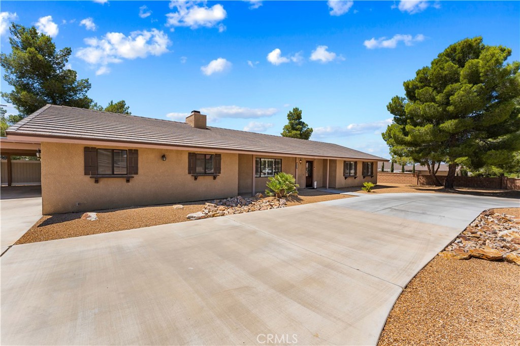 16311 Nosoni Road Apple Valley, CA 92307 - Photo 33 of 44
