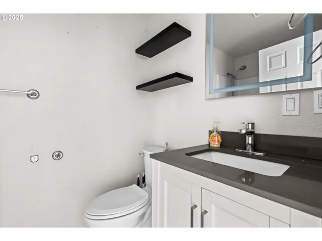 $385,000 | 3361 Elliot Lane, Springfield, OR 97478