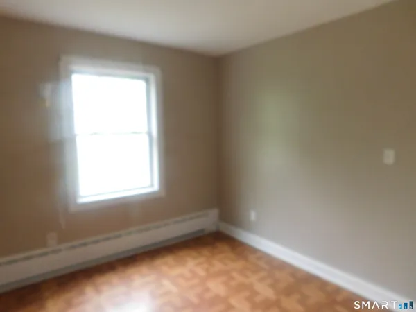 $2,200 | 45 Oakview Circle, Unit 203, Bridgeport, CT 06604