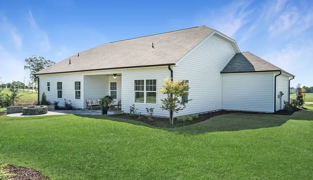 $430,795 | 577 Nightengale Ridge Drive, Columbia, TN 38401