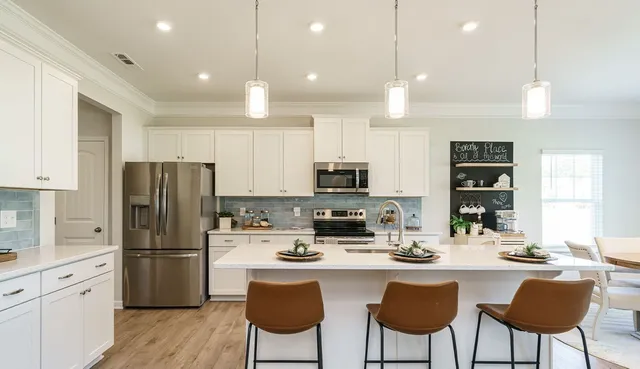 $430,795 | 577 Nightengale Ridge Drive, Columbia, TN 38401