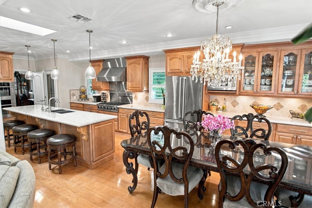 11915 Laughton Way Porter Ranch, CA 91326 - Photo 12 of 27 Gallery Image 12