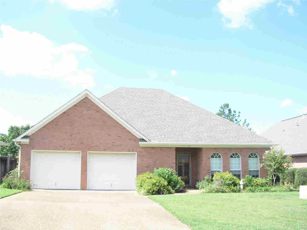 2 Spring Lake Circle Pearl, MS 39208 - Photo 1 of 14 Photo 1