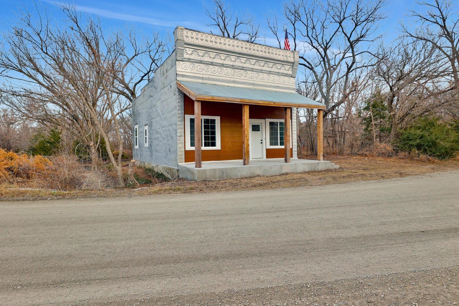 1513 G Road Cedar Point, KS 66843 - Photo 3 of 34