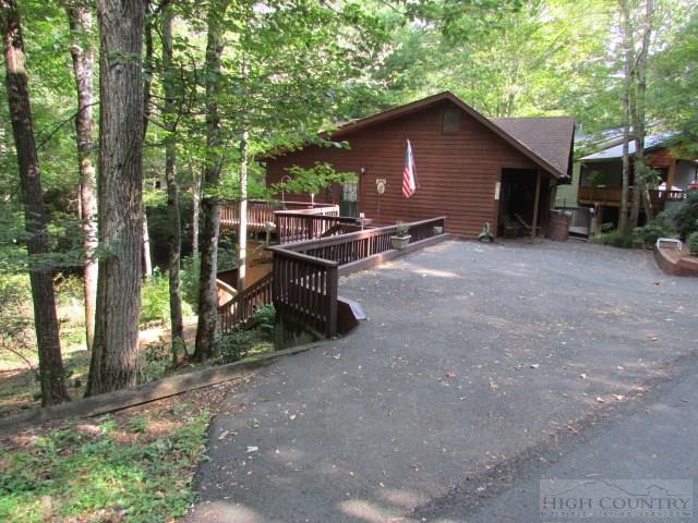 163 Longview Road Newland, NC 28657 - Photo 1 of 18 Gallery Image 1
