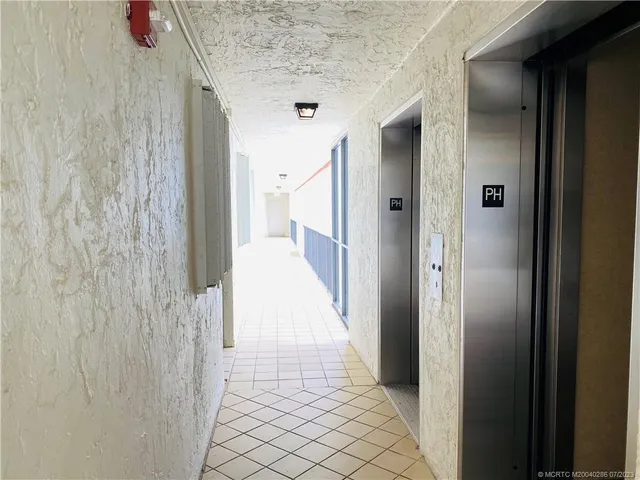 $2,700 | 9400 South Ocean Drive, Unit 1003B, Jensen Beach, FL 34957