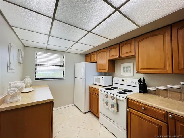 $2,700 | 9400 South Ocean Drive, Unit 1003B, Jensen Beach, FL 34957