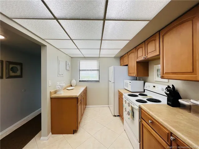 $2,700 | 9400 South Ocean Drive, Unit 1003B, Jensen Beach, FL 34957