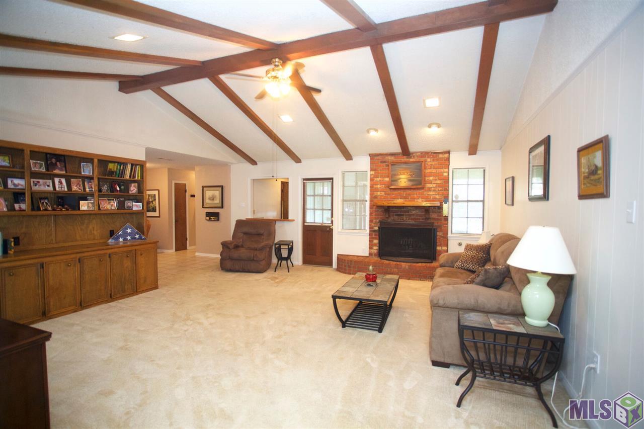 13625 Ridgeview Drive Baton Rouge, LA 70817 - Photo 3 of 17 Gallery Image 3