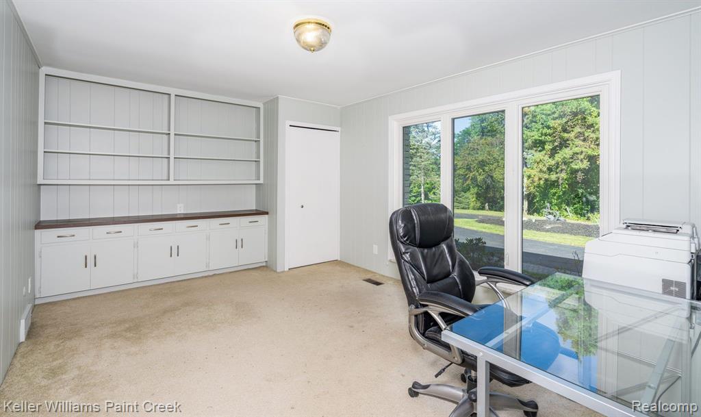 4079 Orion Road Rochester, MI 48306 - Photo 22 of 44
