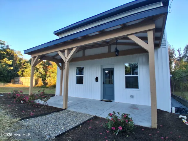 $390,000 | 610 North 10th Street, Wilmington, NC 28401