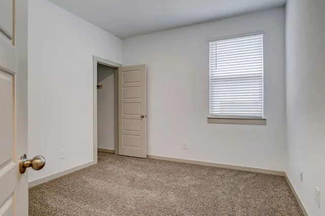 $2,100 | 3012 Gunnersbury Drive, Houston, TX 77047