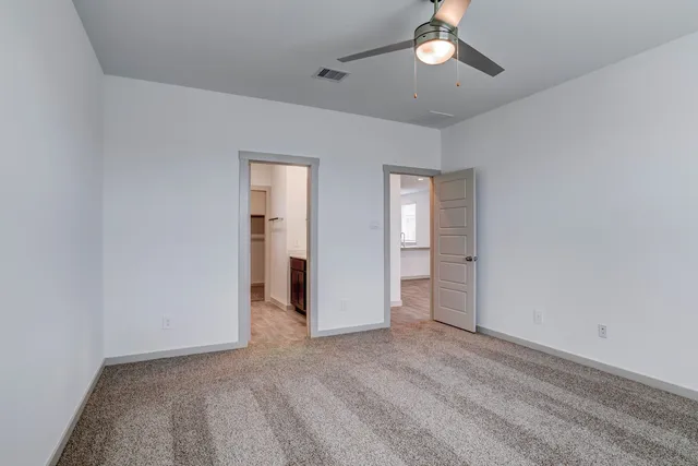 $2,100 | 3012 Gunnersbury Drive, Houston, TX 77047