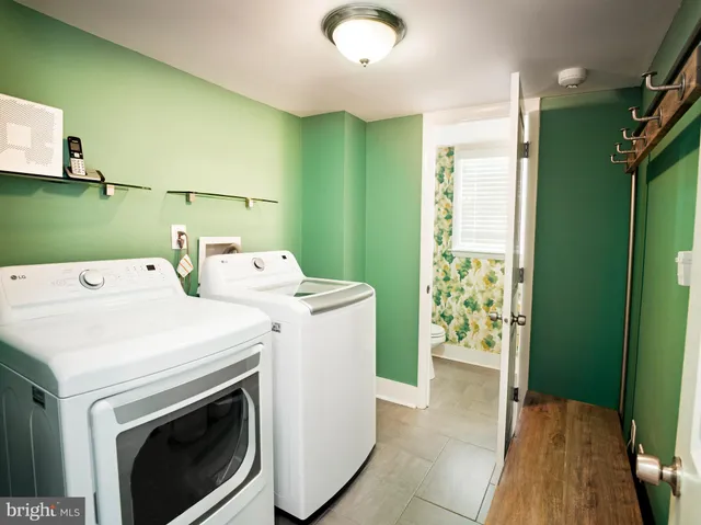 $1,050,000 | 93 Hillside Road, Wayne, PA 19087