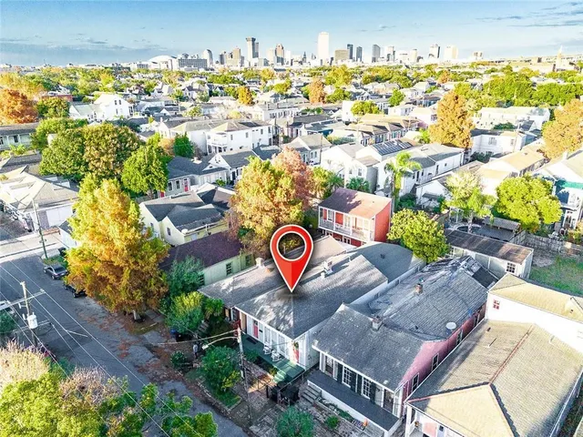 $669,000 | 825 Fourth Street, New Orleans, LA 70130