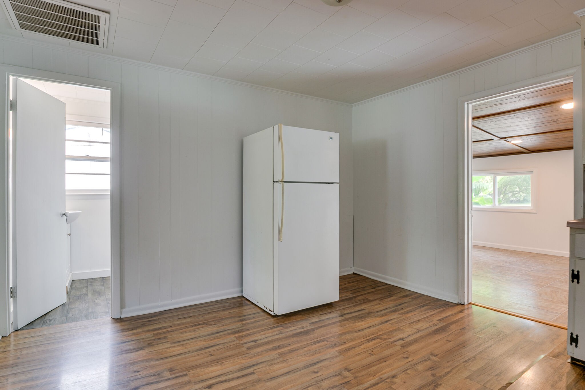 210 Old Rover Road Rockvale, TN 37153 - Photo 17 of 41 an empty room with wooden floor and window