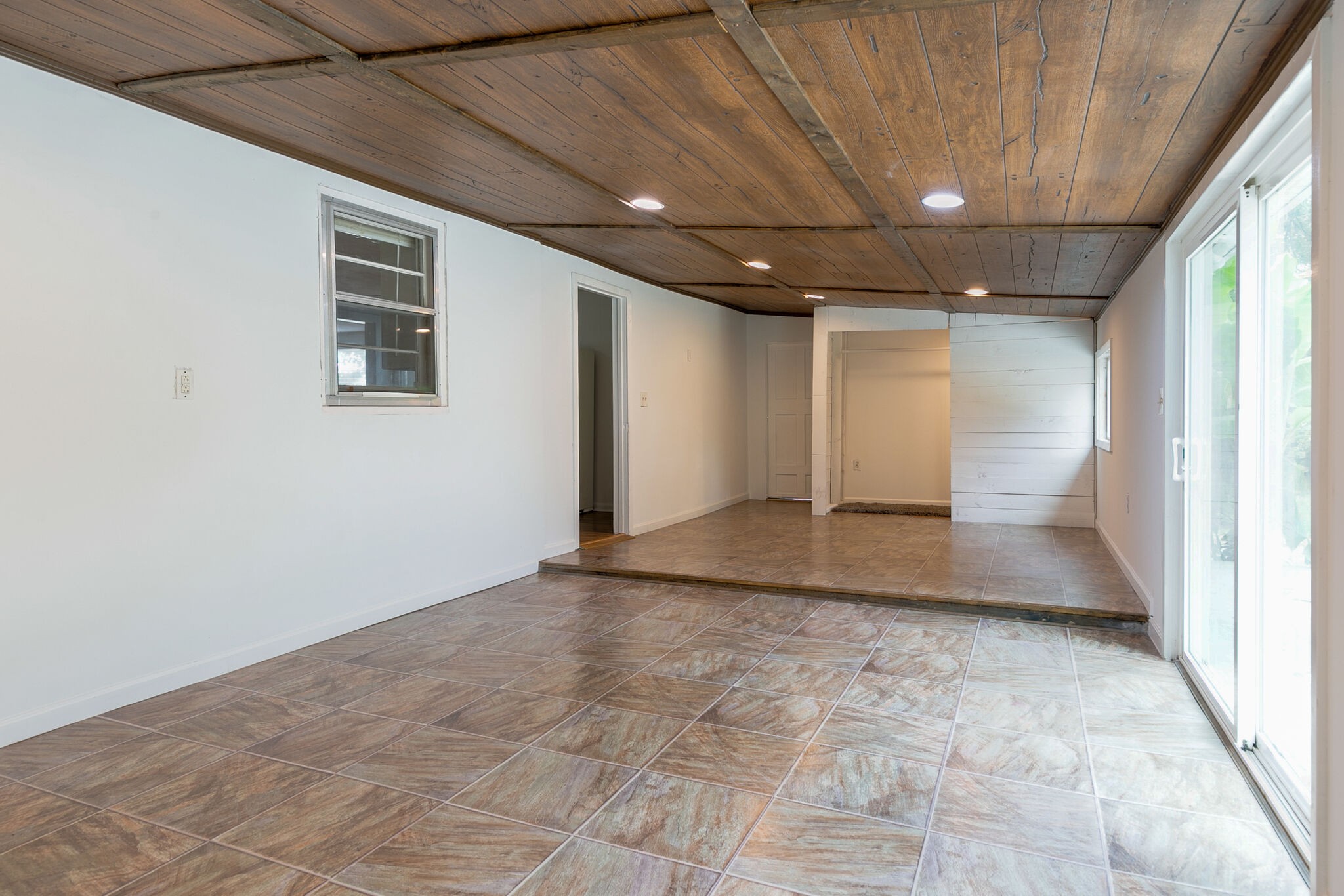210 Old Rover Road Rockvale, TN 37153 - Photo 22 of 41 a view of a hallway