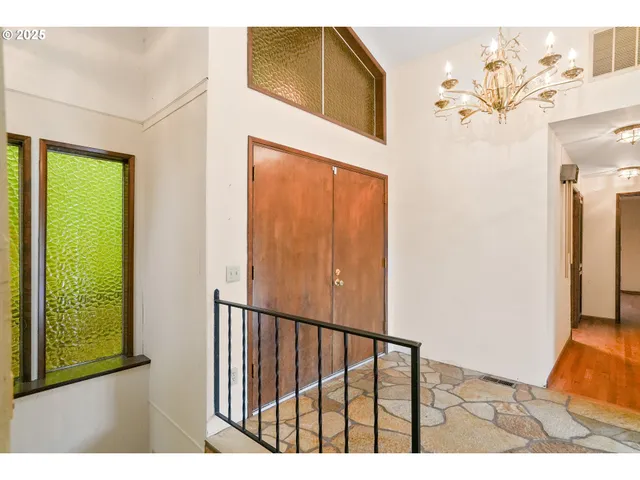 $650,000 | 7885 Northwest Ridgewood Drive, Corvallis, OR 97330