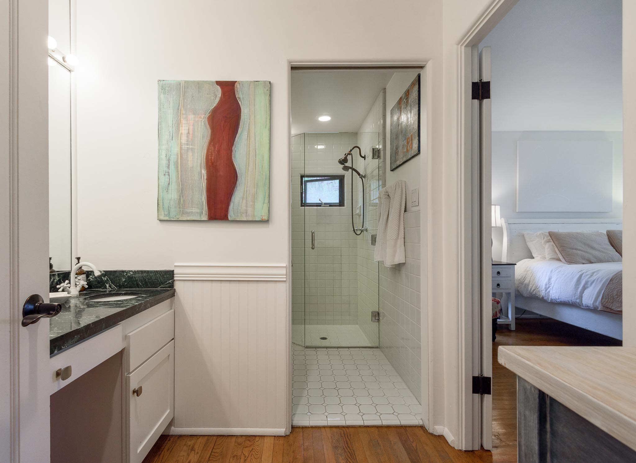 1840 Barker Pass Road Santa Barbara, CA 93108 - Photo 16 of 22 Main Bed Bath