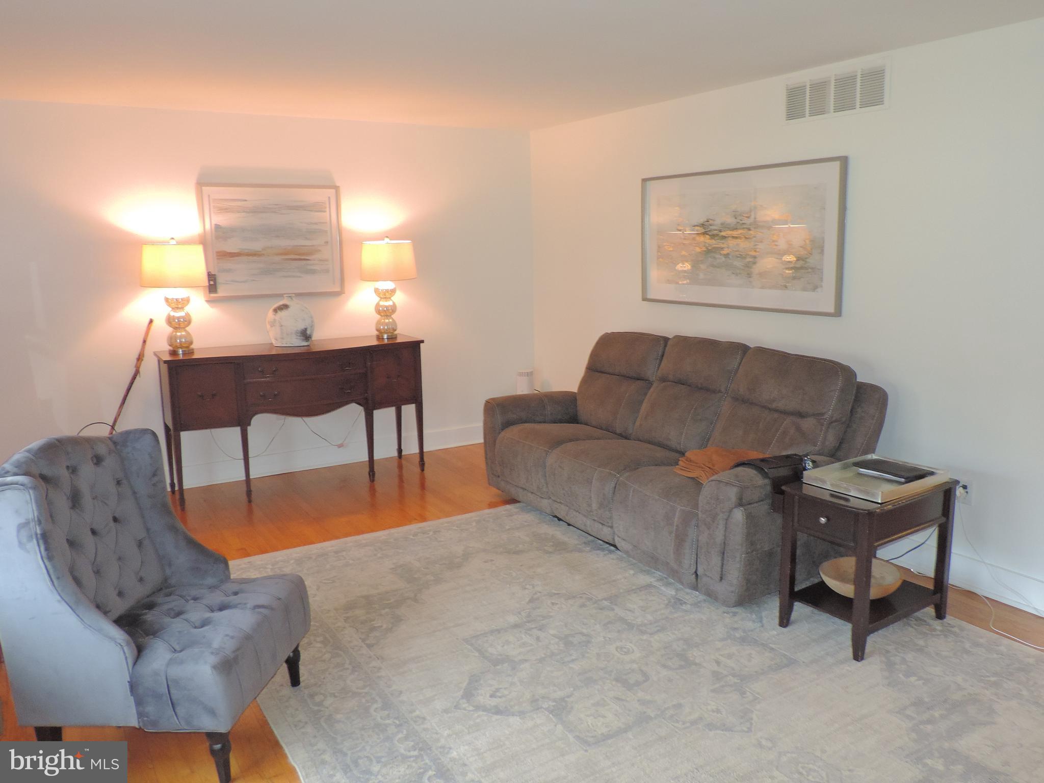 412 Stoney Terrace Fallston, MD 21047 - Photo 3 of 35