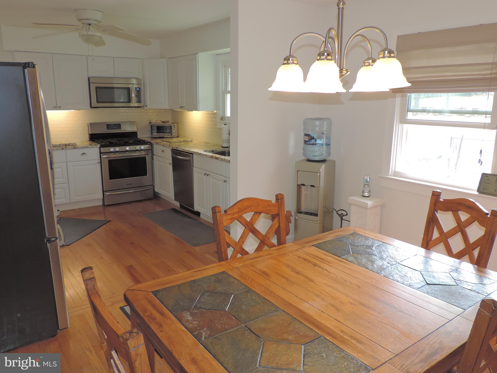 412 Stoney Terrace Fallston, MD 21047 - Photo 5 of 35