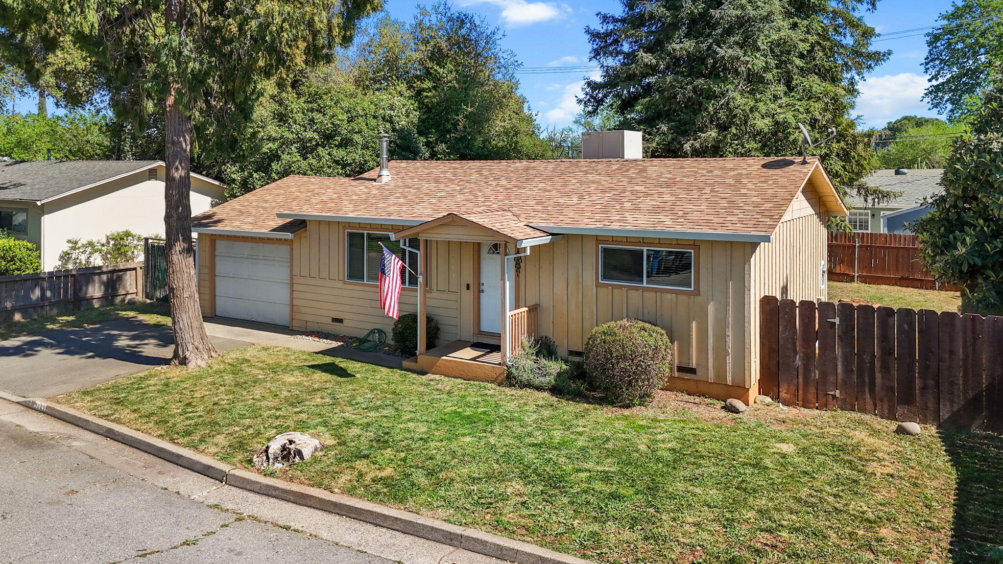 2893 Alfreda Way Redding, CA 96002 - Photo 1 of 22 840 Sq Ft