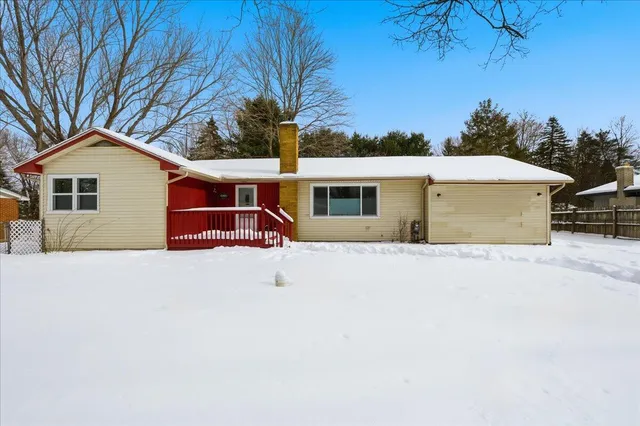 $2,750 | 6891 Somerset Drive, Brighton, MI 48116