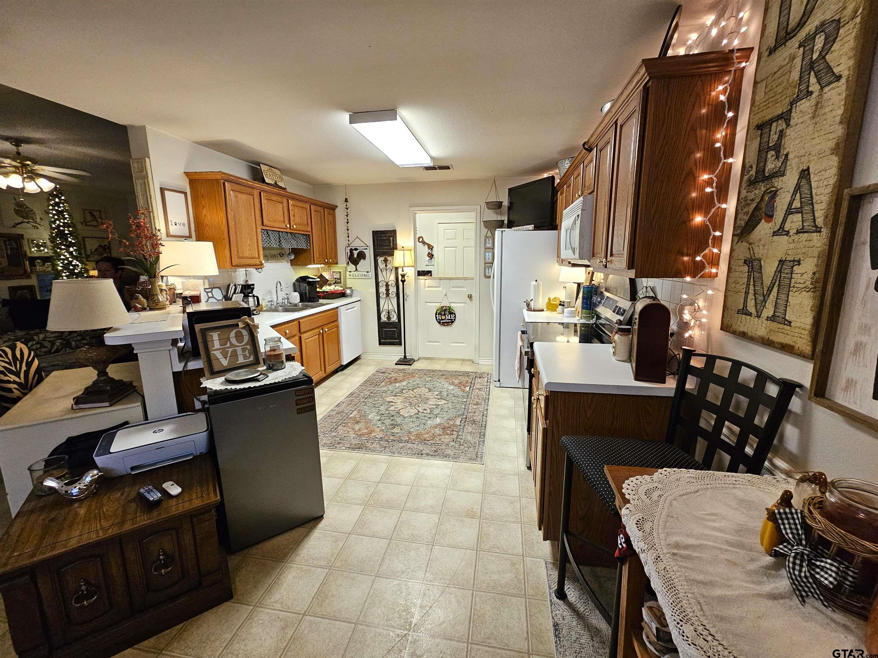 1521 Rice Road, Unit L102 Tyler, TX 75703 - Photo 4 of 36