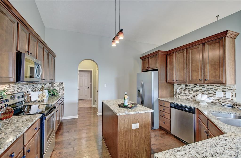 12470 Wolverton Way Fishers, IN 46037 - Photo 15 of 48 Gallery Image 15