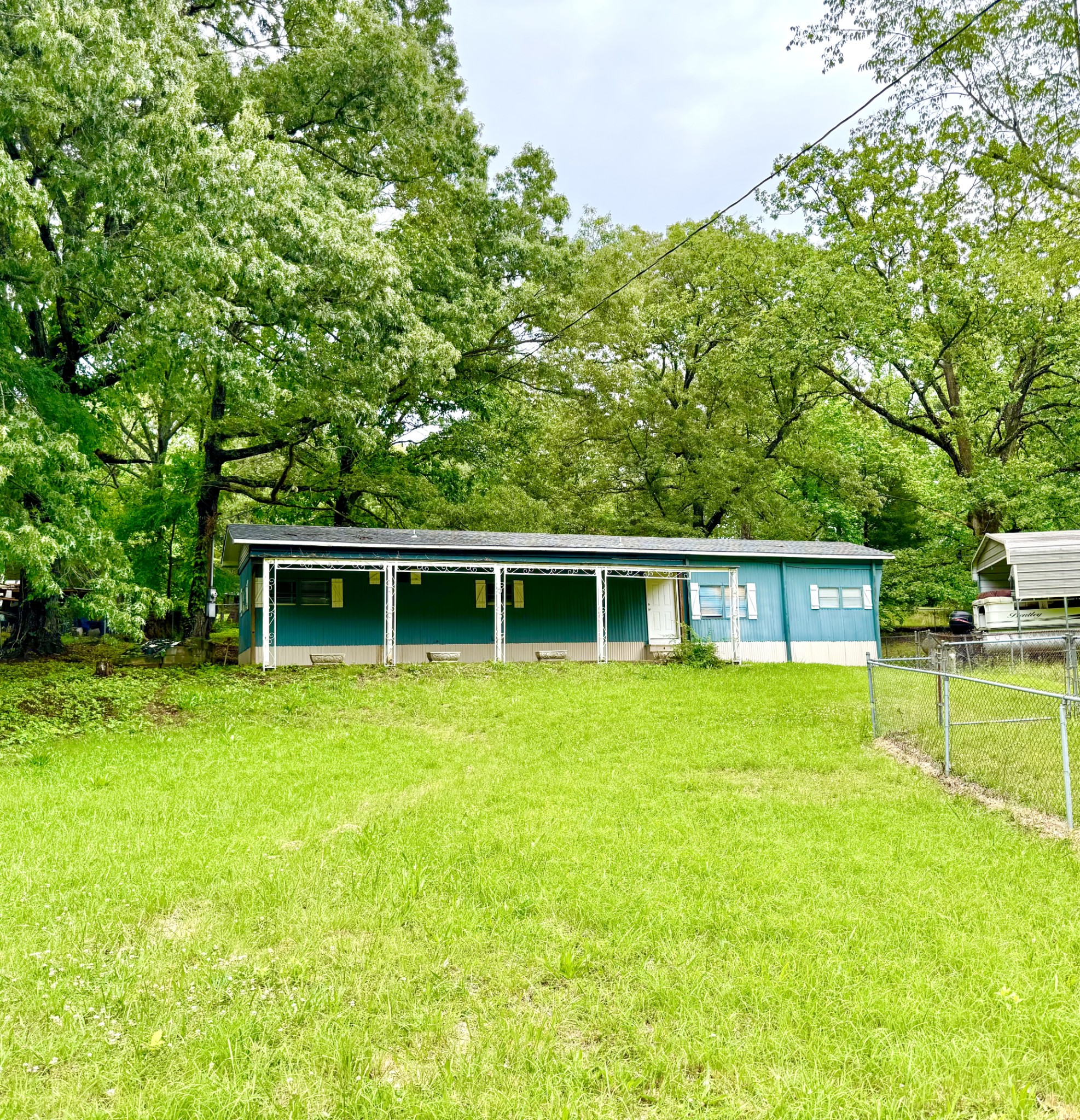 225 Kirks Trading Post Road Buchanan, TN 38222 - Photo 2 of 16