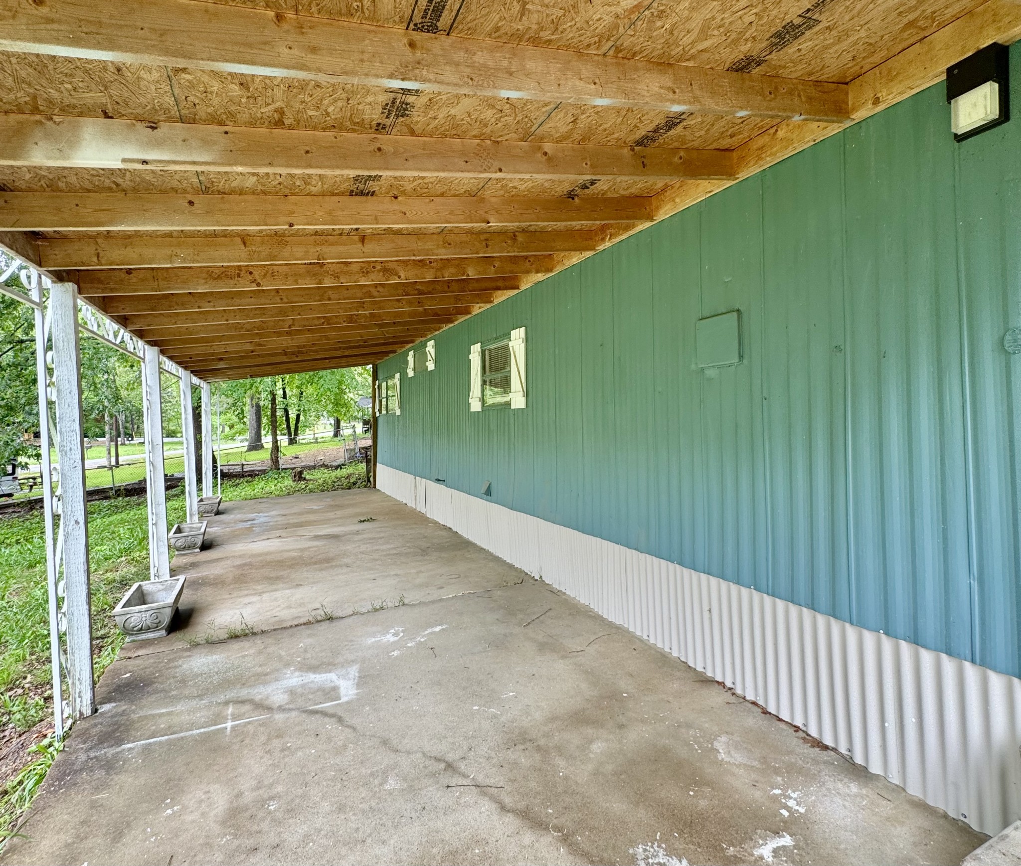 225 Kirks Trading Post Road Buchanan, TN 38222 - Photo 4 of 16