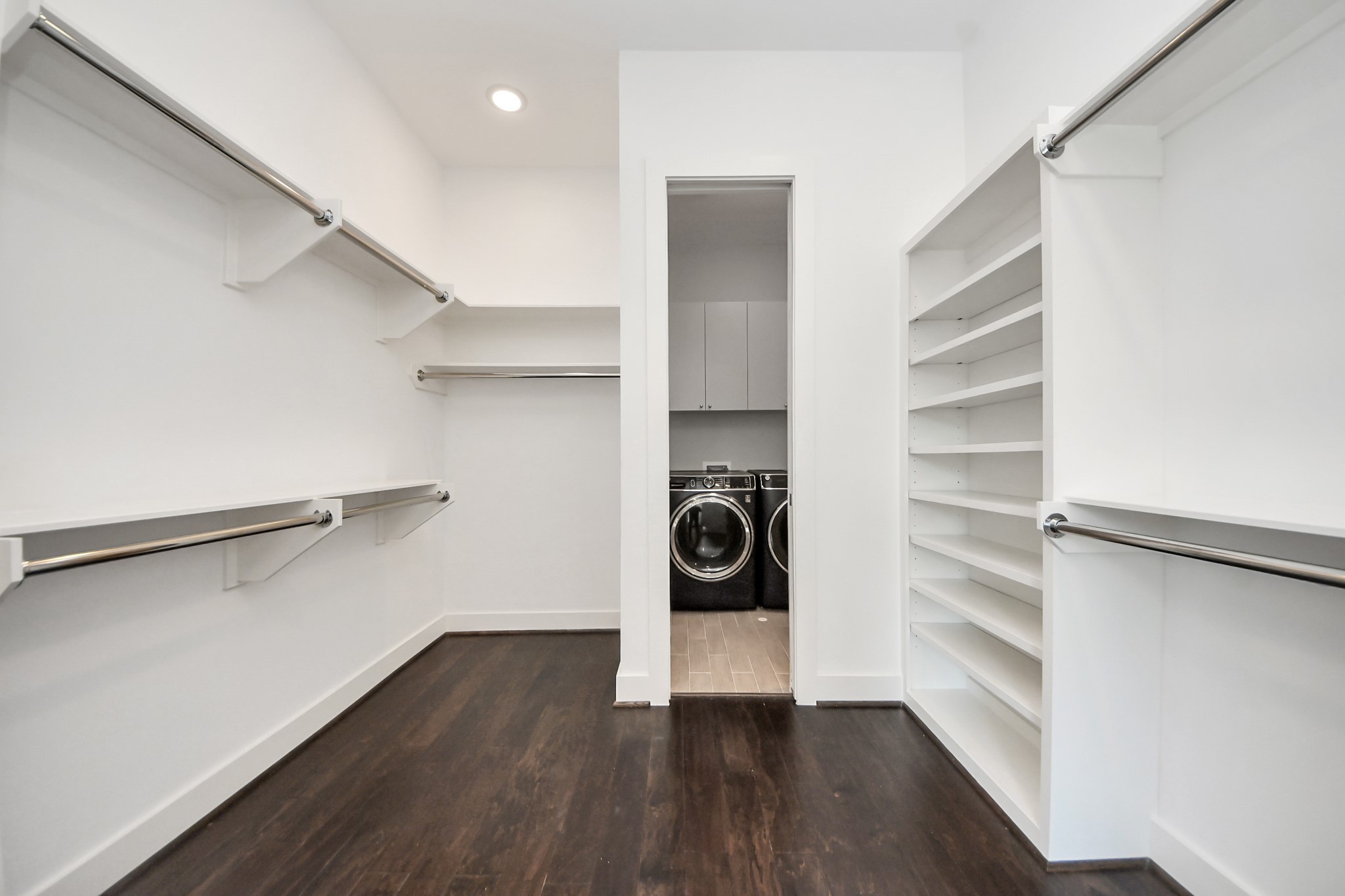 2310 Converse Street Houston, TX 77006 - Photo 28 of 42 The utility is just on the other side of the closet with internal access.