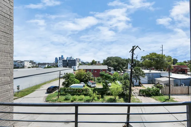 $699,000 | 2310 Converse Street, Houston, TX 77006