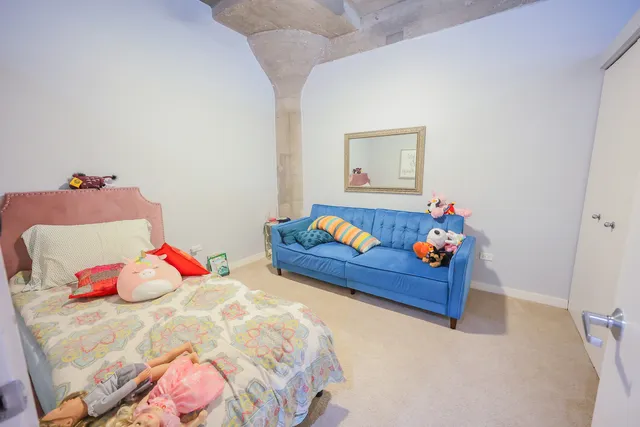 $395,000 | 1033 West 14th Place, Unit 241, Chicago, IL 60608