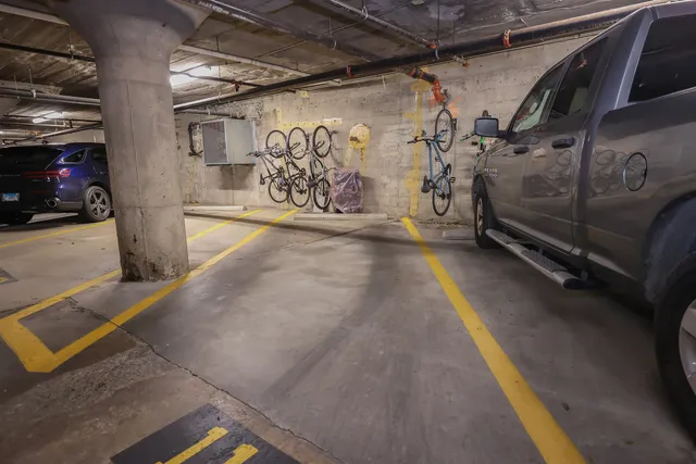 $395,000 | 1033 West 14th Place, Unit 241, Chicago, IL 60608