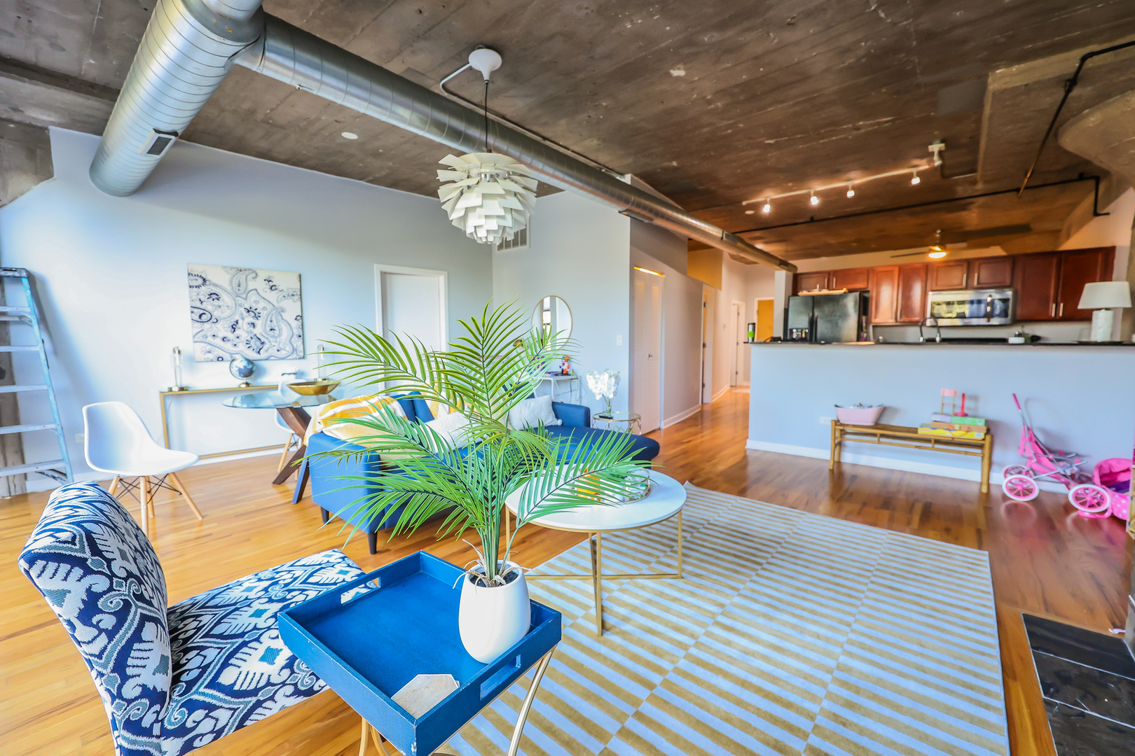 1033 West 14th Place, Unit 241 Chicago, IL 60608 - Photo 4 of 24