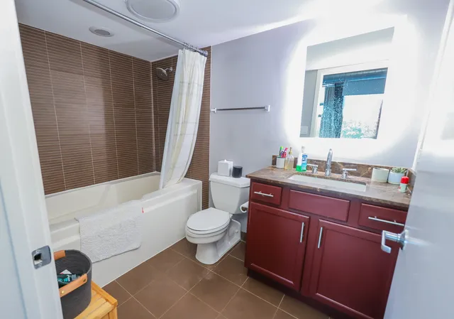 $395,000 | 1033 West 14th Place, Unit 241, Chicago, IL 60608